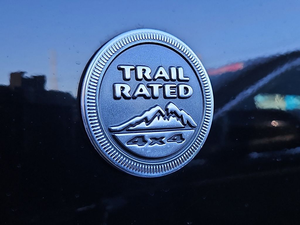 Thumbnail: 2018 Jeep Wrangler - 30