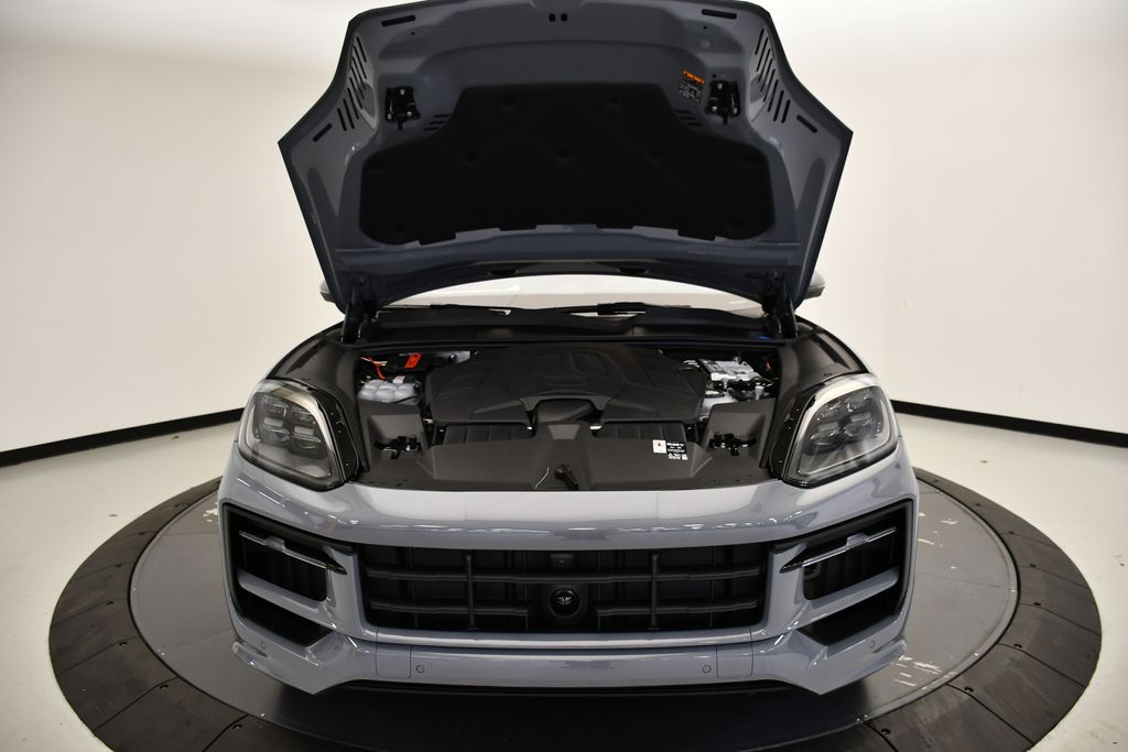 Thumbnail: 2026 Porsche Cayenne - 14