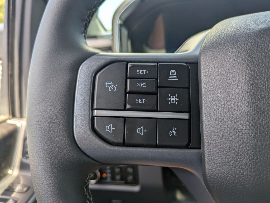 2026 Ford F-350 Super Duty LARIAT