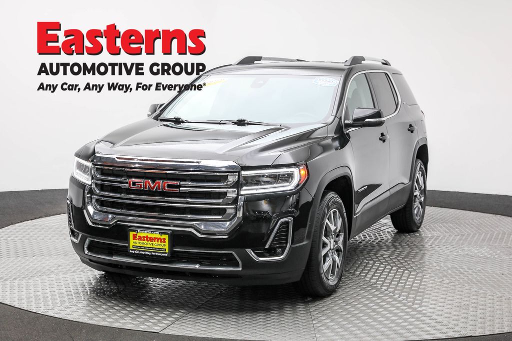 2023 GMC Acadia SLT's photo