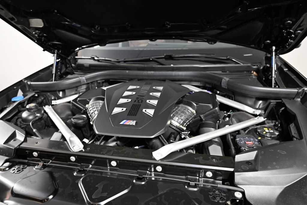 Thumbnail: 2026 BMW X7 - 29