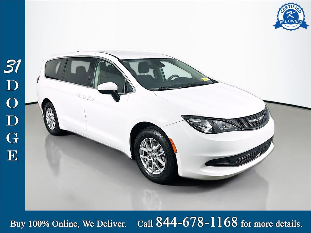 2023 Chrysler Voyager LX FWD