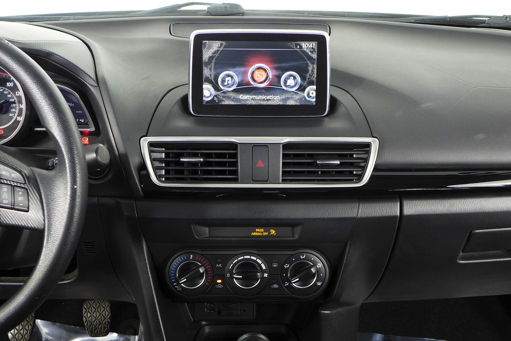 Thumbnail: 2016 Mazda Mazda3 - 24