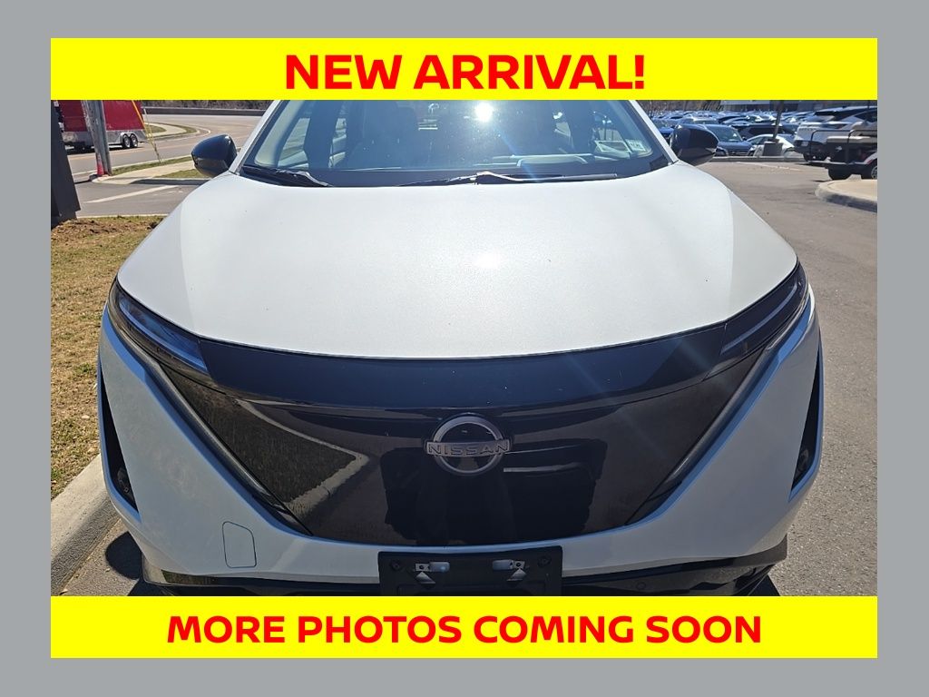Everest White Pearl Tricoat 2024 Nissan Ariya Engage e-4ORCE SUV / Crossover All-Wheel Drive Continuously Variable Transmission