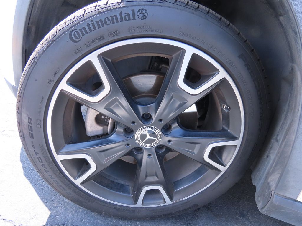 Thumbnail: 2019 Mercedes-Benz GLA - 15