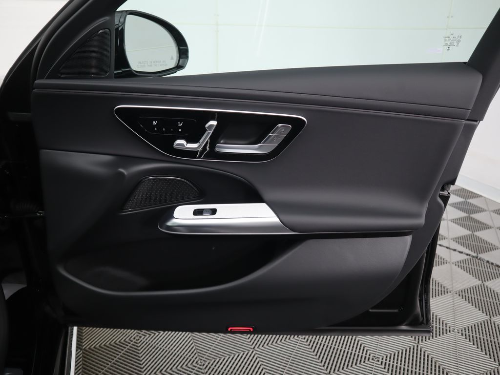 Thumbnail: 2026 Mercedes-Benz E-Class - 27