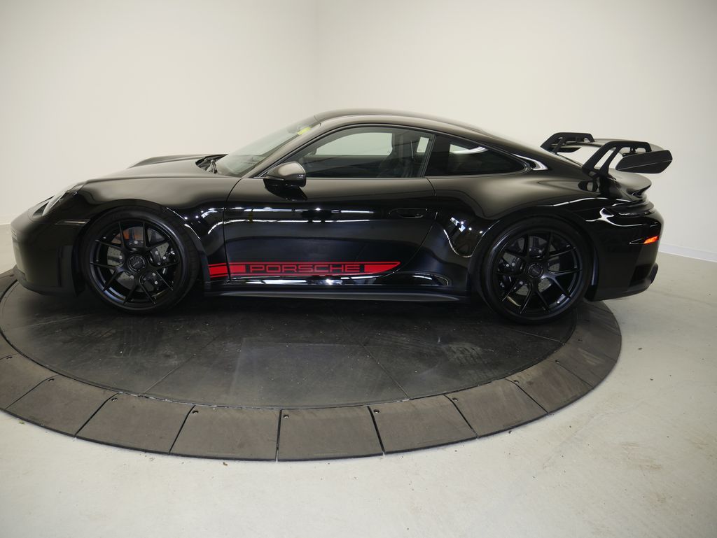 Thumbnail: 2025 Porsche 911 - 2