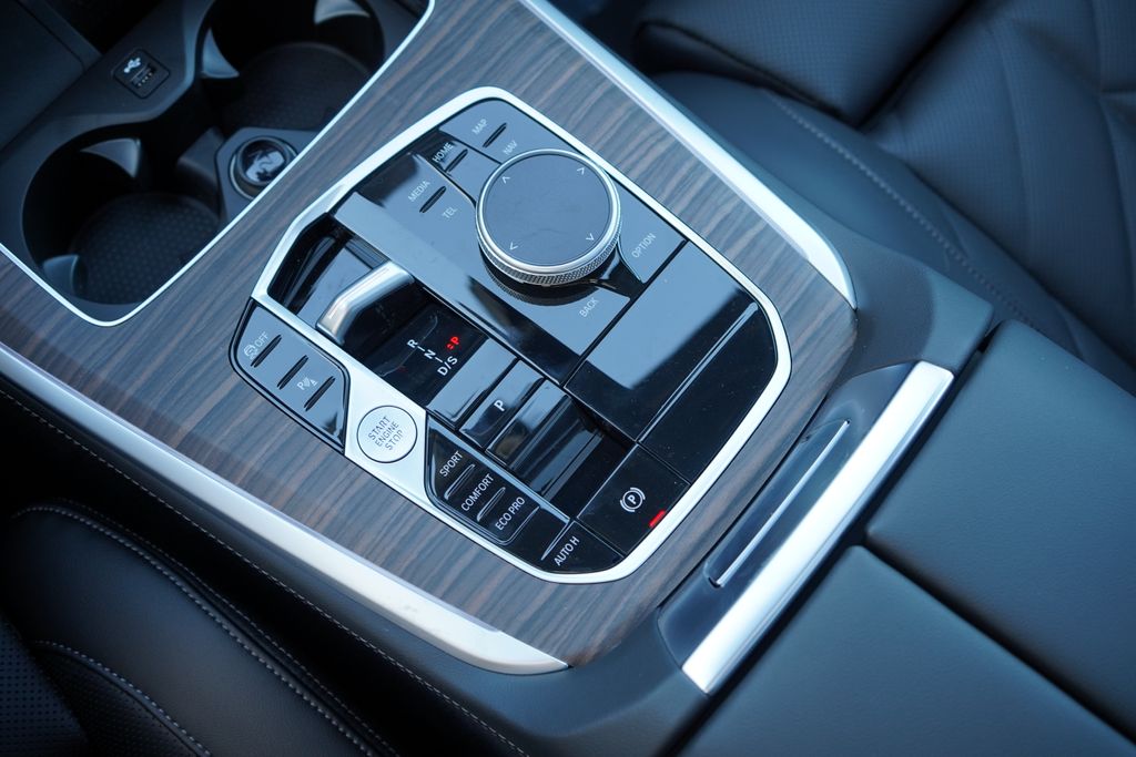 Thumbnail: 2026 BMW X5 - 18