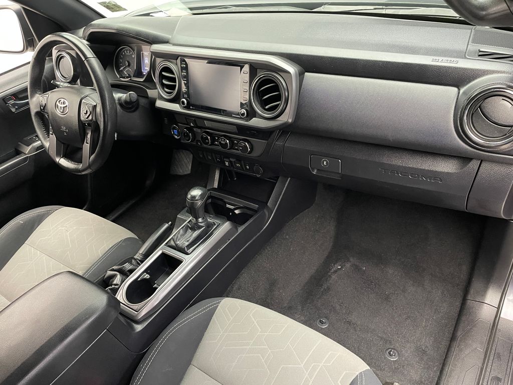 2021 Toyota Tacoma TRD Sport 16