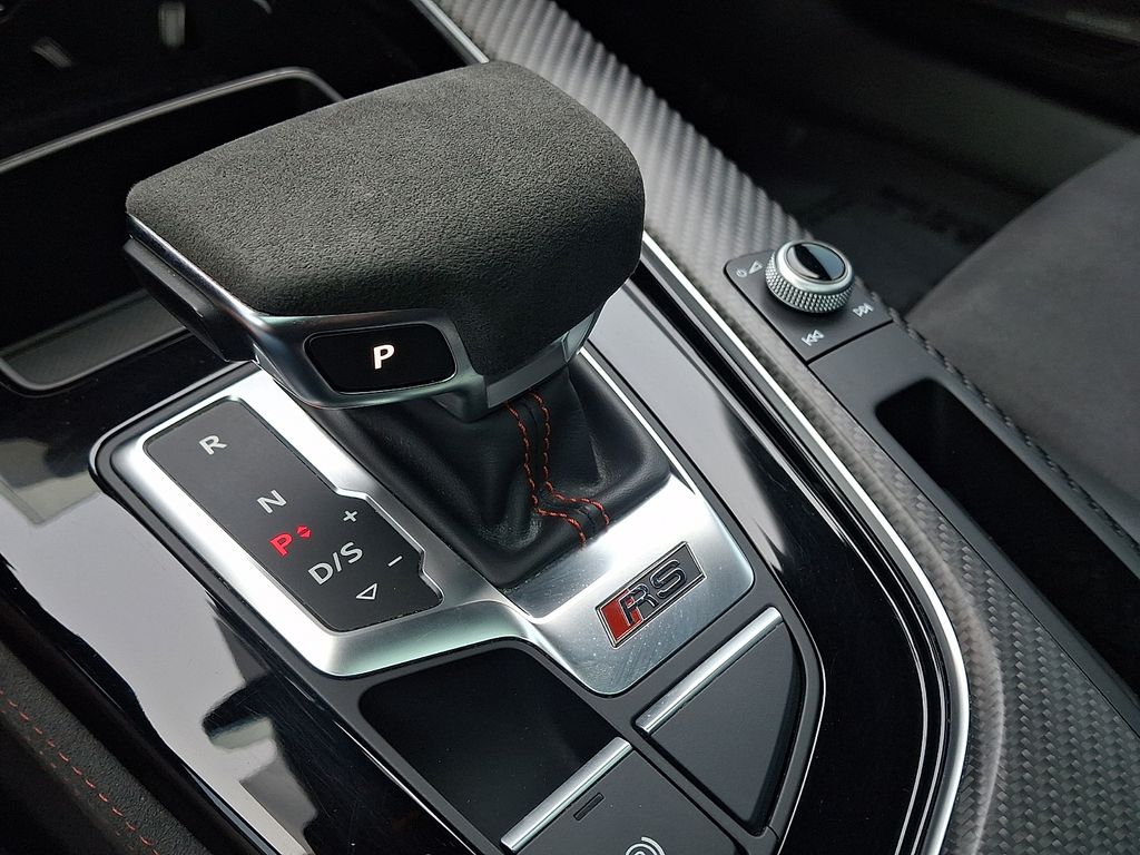 Thumbnail: 2023 Audi RS 5 - 15
