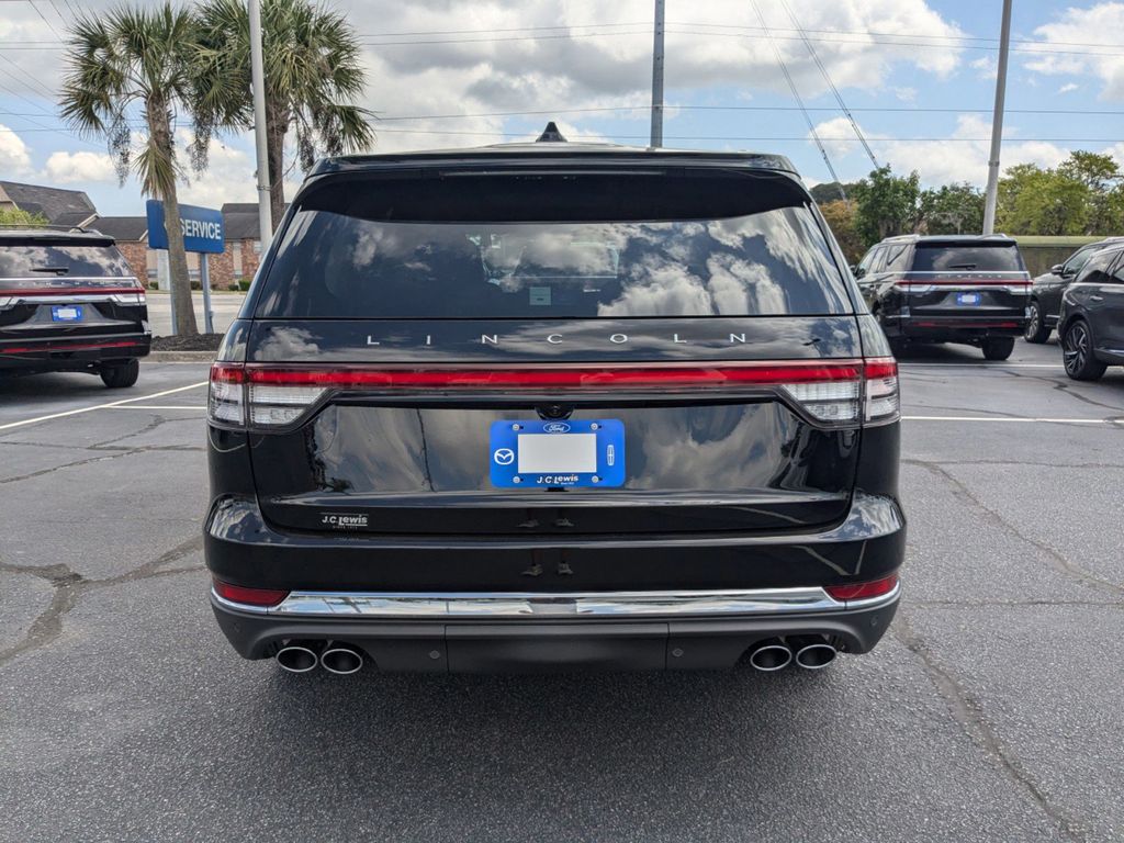 2025 Lincoln Aviator Premiere