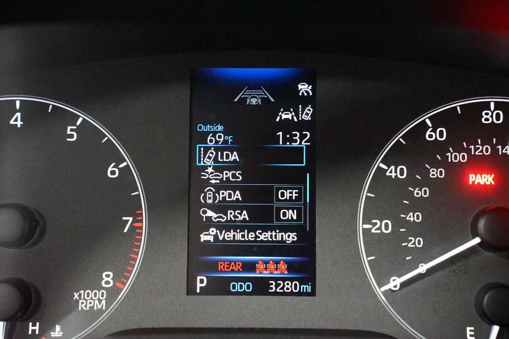 Thumbnail: 2025 Toyota Corolla - 16