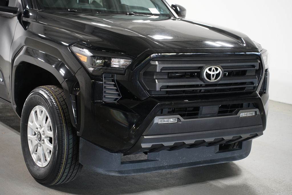 Thumbnail: 2025 Toyota Tacoma - 4