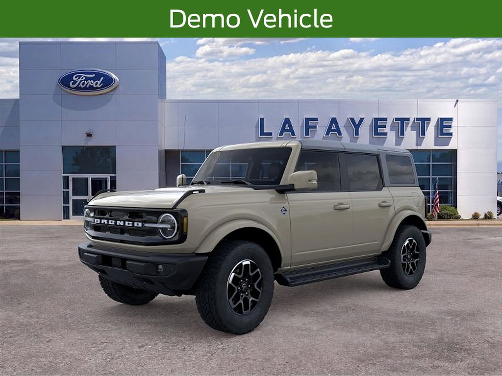 2025 Ford Bronco Outer Banks
