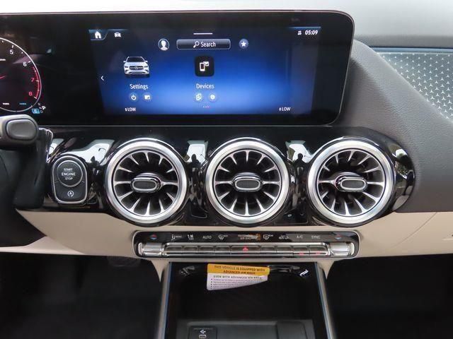 Thumbnail: 2025 Mercedes-Benz GLA - 26