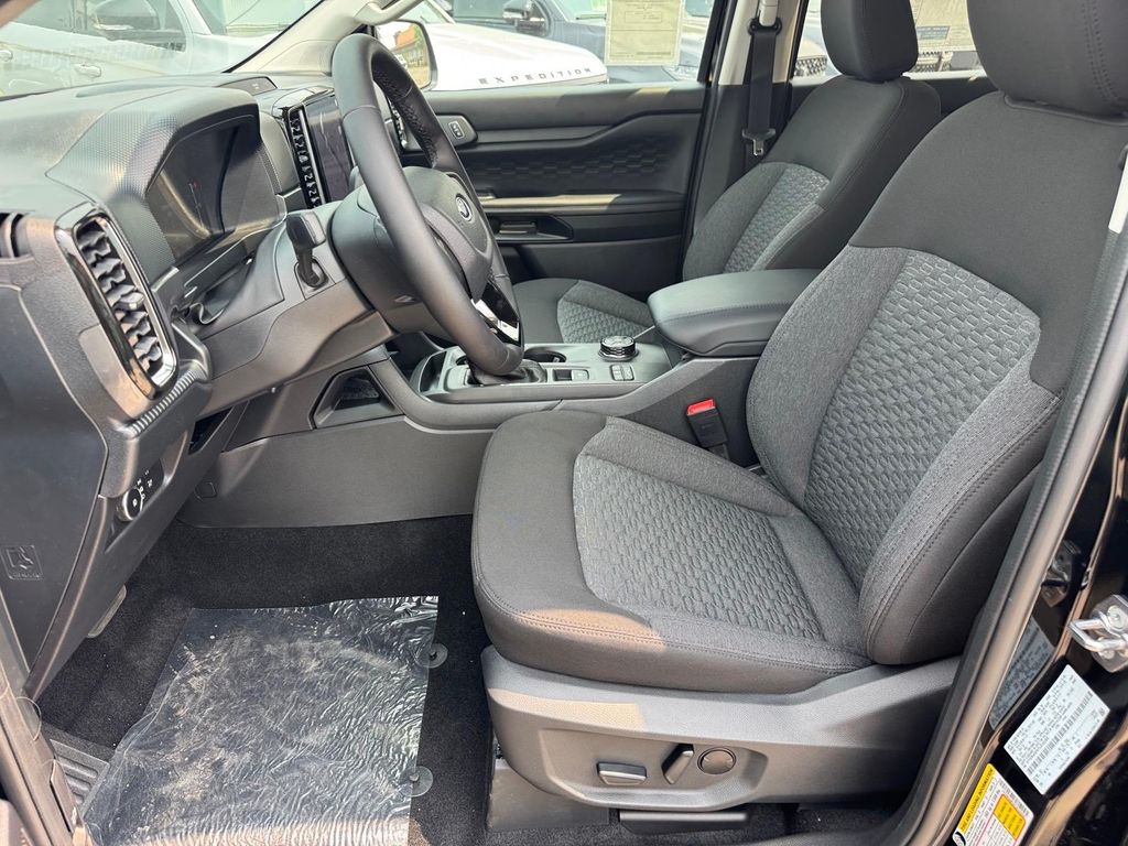 New 2026 Shadow Black Ford XLT image 8