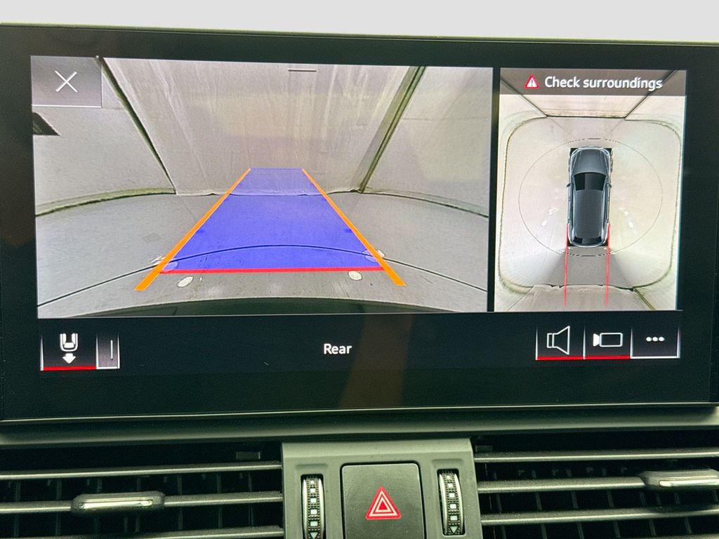 Thumbnail: 2023 Audi Q5 - 14