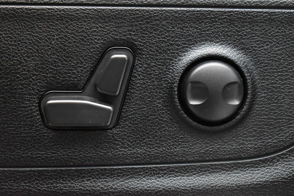 Thumbnail: 2022 RAM 1500 - 14