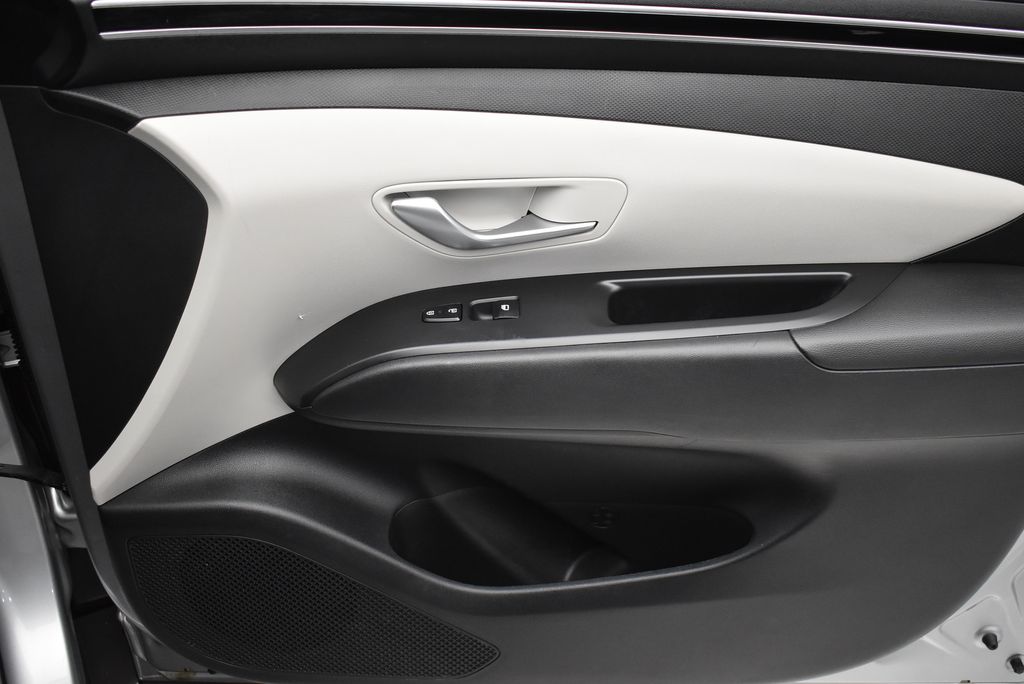 Thumbnail: 2024 Hyundai Tucson - 18