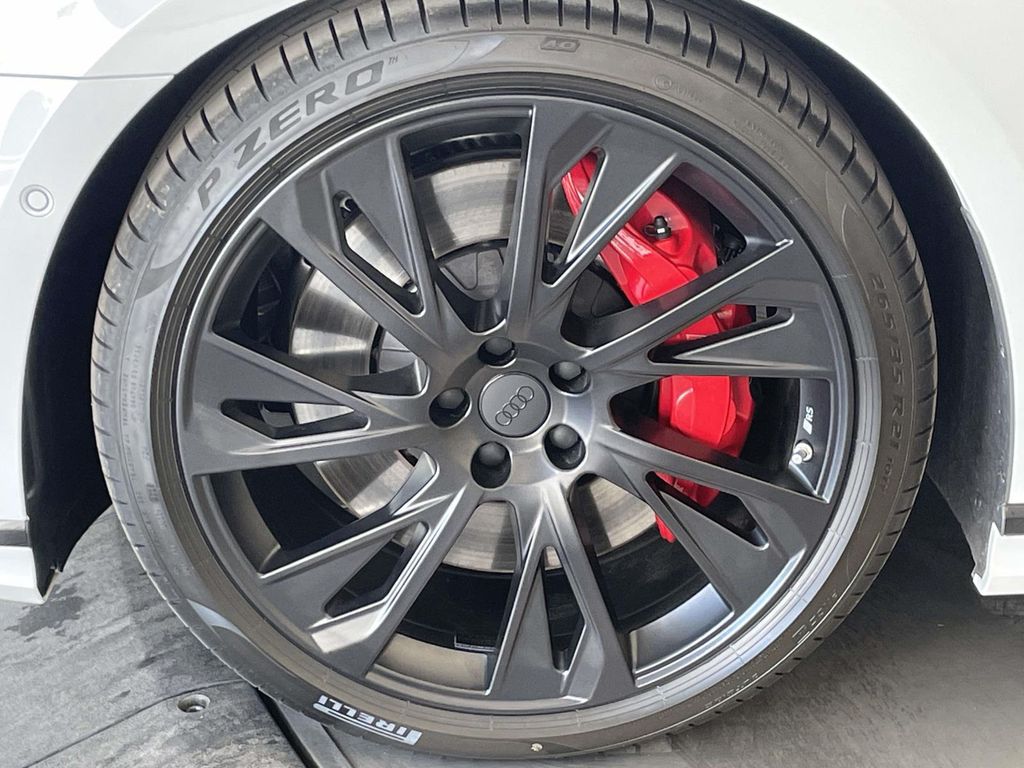 2026 Audi S8 4.0T - 10