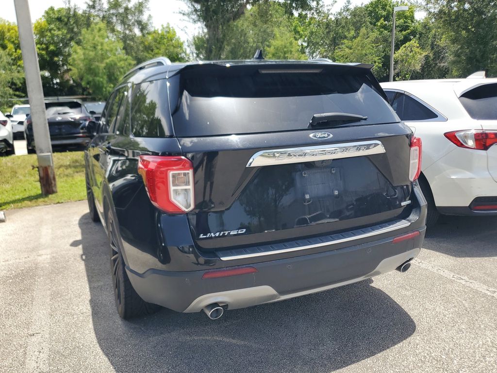 2020 Ford Explorer