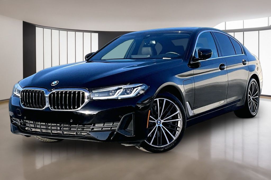 Jet Black 2021 BMW 5 Series Sedan Rear-Wheel Drive 8-Speed Automatic