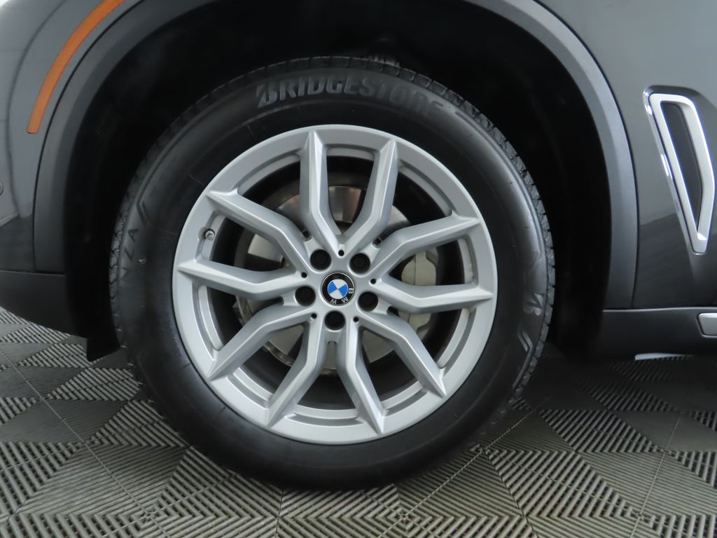 Thumbnail: 2023 BMW X5 - 31