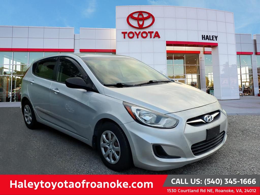 Ironman Silver 2012 Hyundai Accent Hatchback Front-Wheel Drive 6-Speed Automatic Overdrive