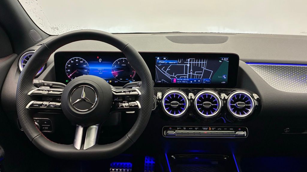 Thumbnail: 2025 Mercedes-Benz GLA - 17