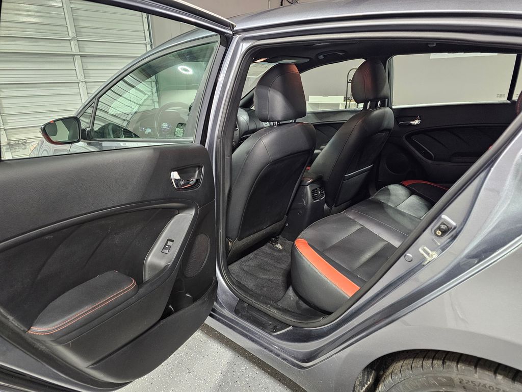 Used 2018 Gray Kia SX image 13