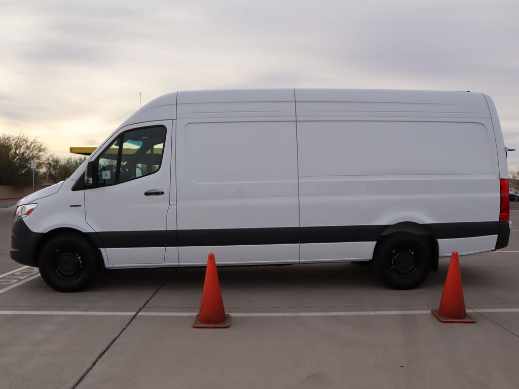 2024 Mercedes-Benz Sprinter 2500 8