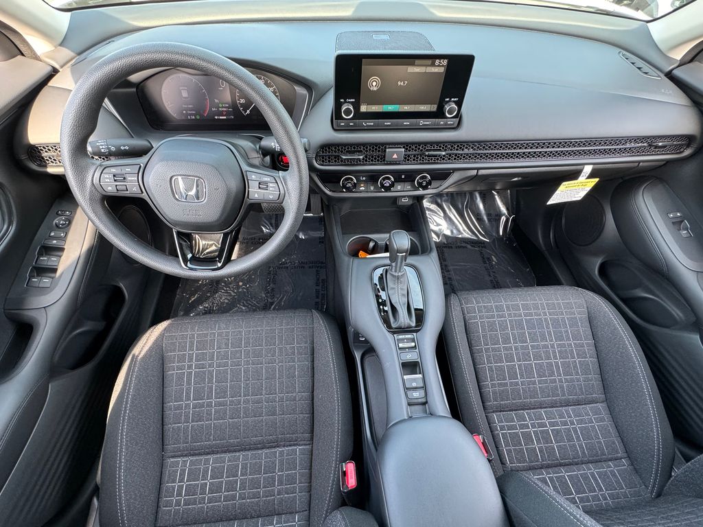 2025 Honda HR-V AWD LX