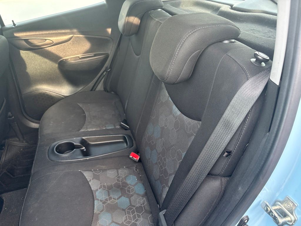 2016 Chevrolet Spark — photo 7
