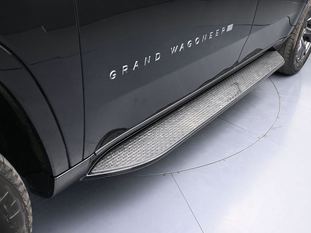 New 2026 High Gloss Black Jeep Limited image 29