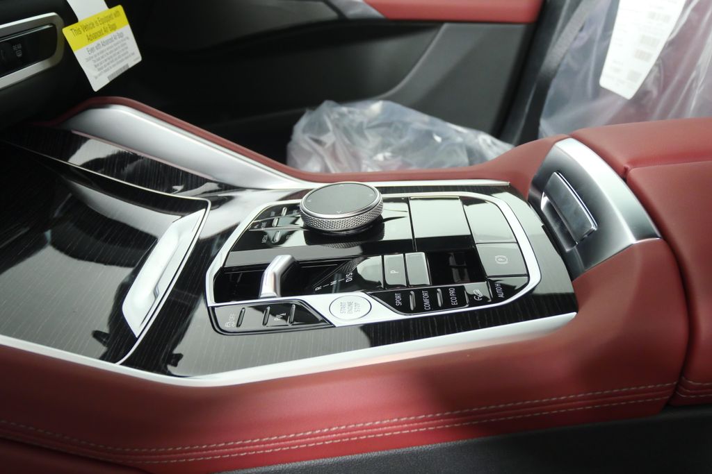 Thumbnail: 2026 BMW X6 - 19