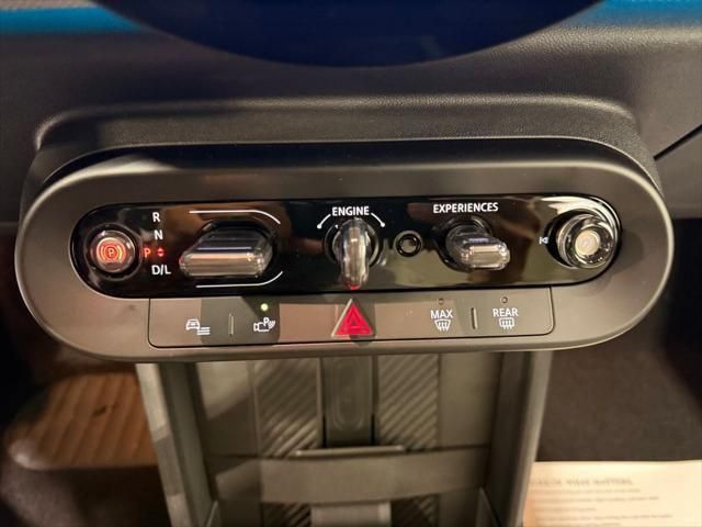 Thumbnail: 2025 MINI Cooper Hardtop - 18