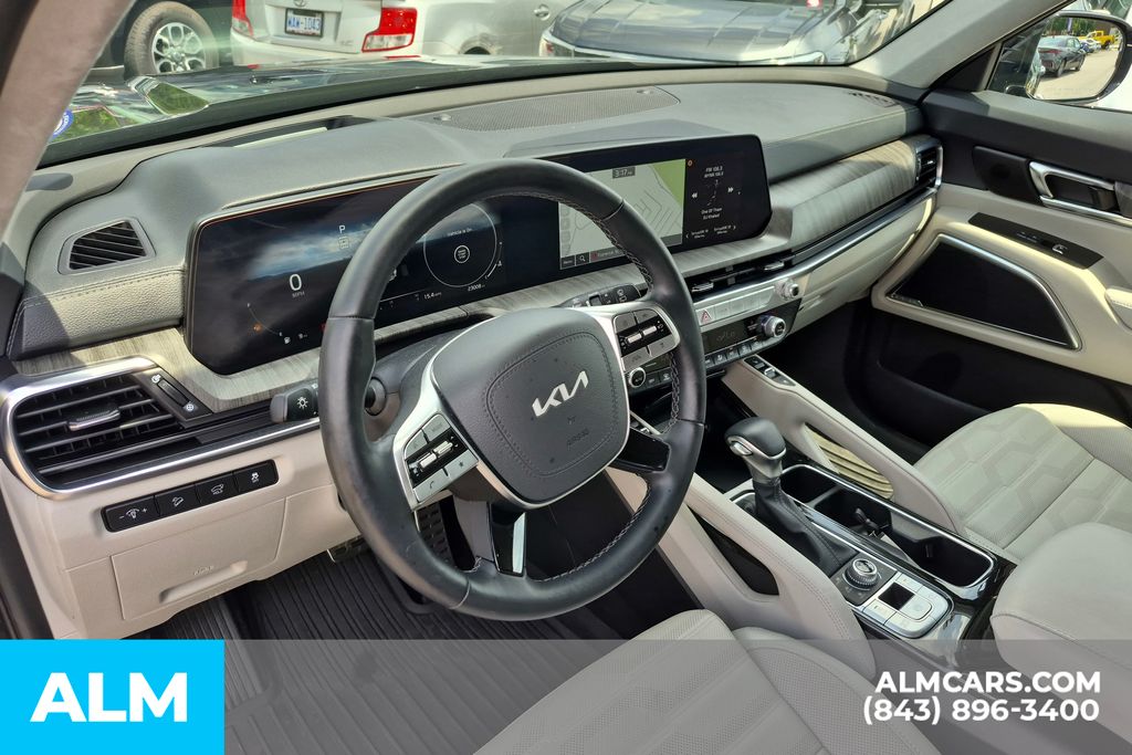 Used 2025 Ebony Black Kia SX-Prestige image 15