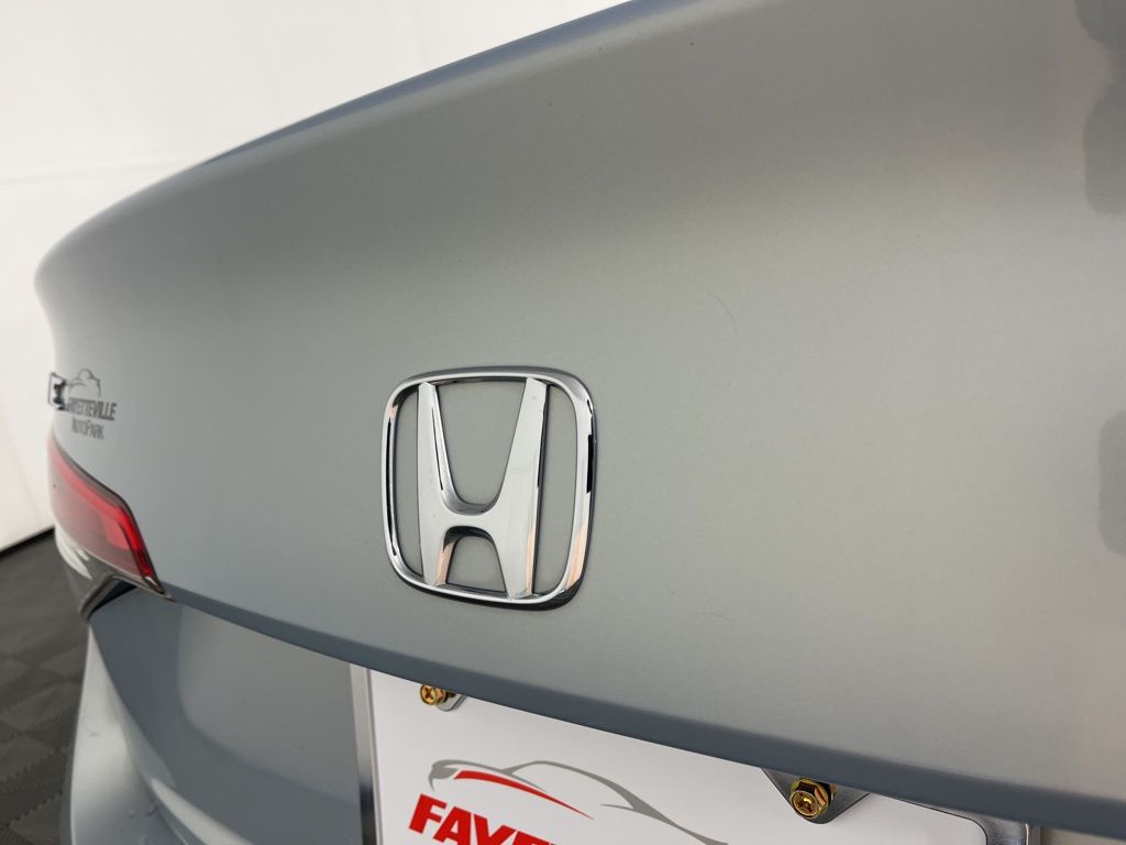 Thumbnail: 2022 Honda Civic - 17