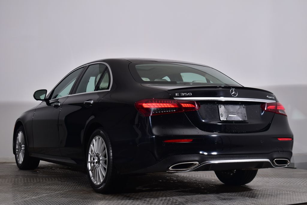 Thumbnail: 2023 Mercedes-Benz E-Class - 3