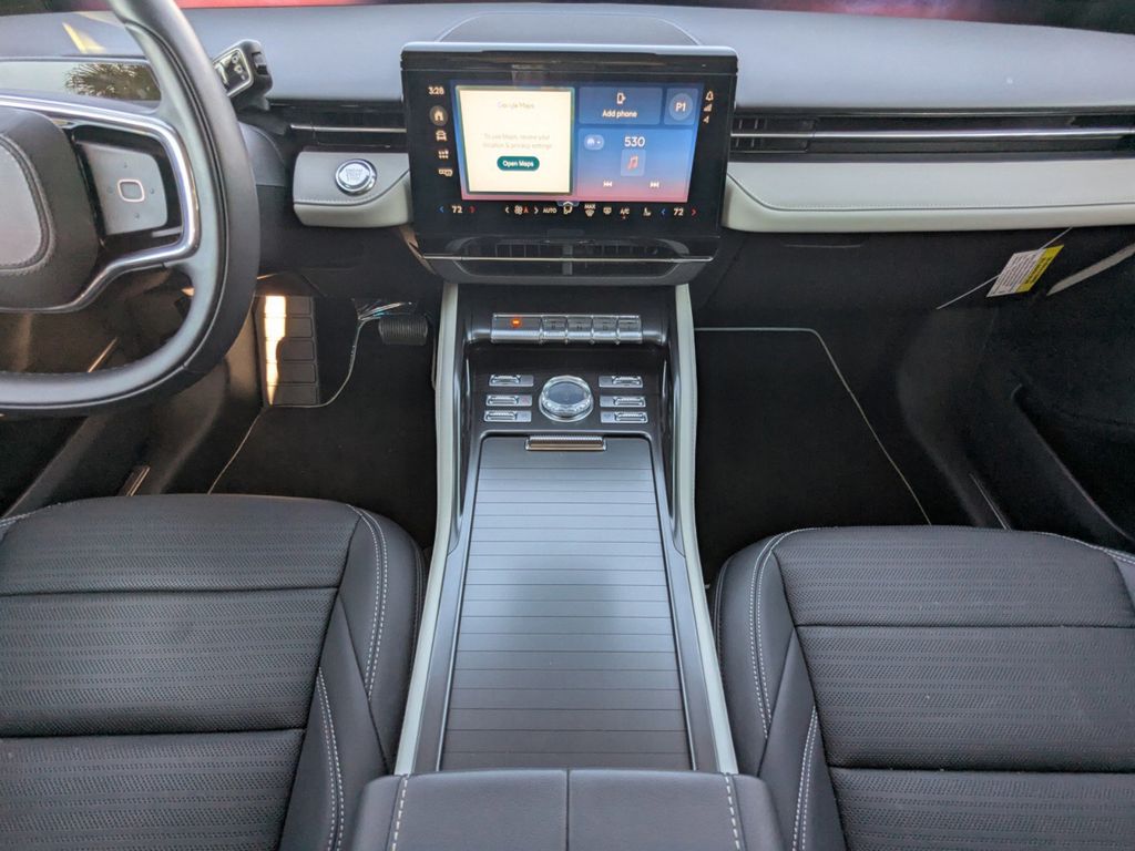 2025 Lincoln Nautilus Reserve