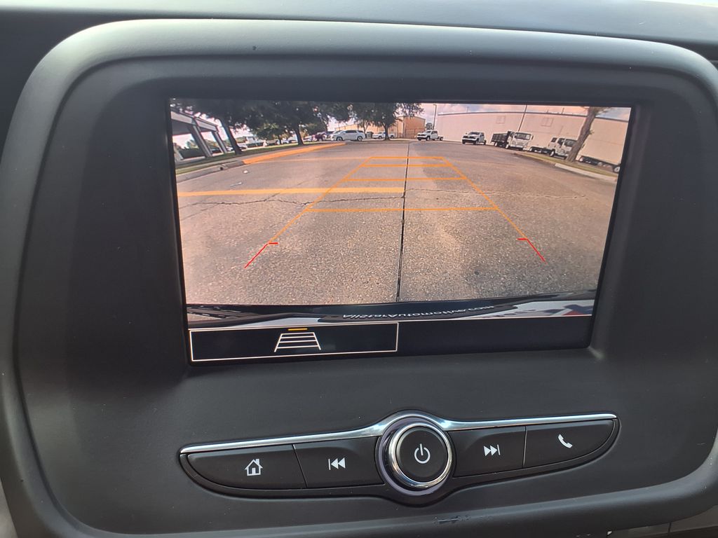 Used 2022 Black Chevrolet 1LT image 22
