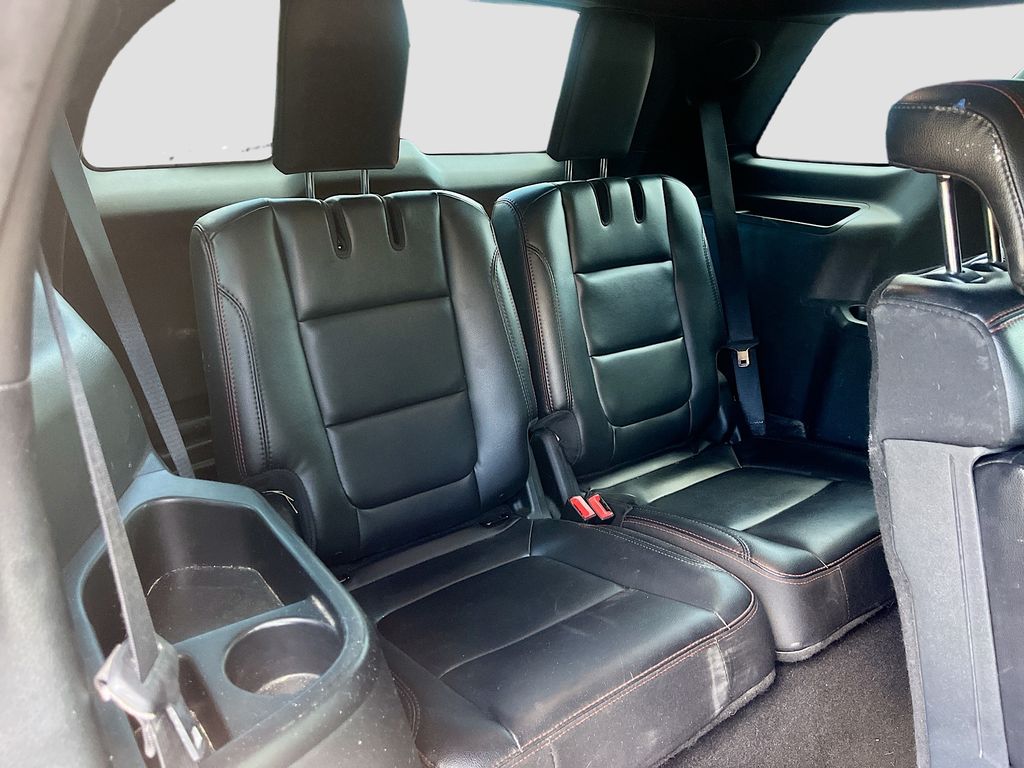 2019 Ford Explorer Sport Black at Autostrade