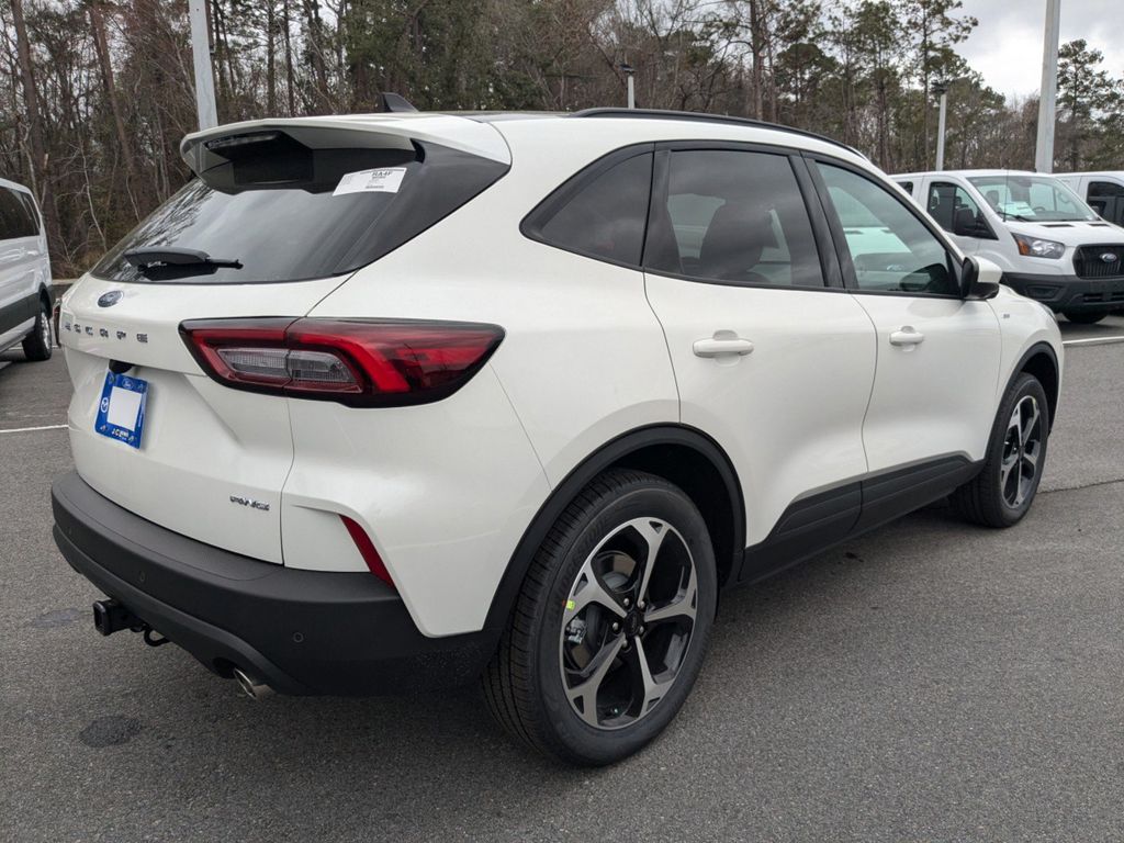 2025 Ford Escape ST-Line Select
