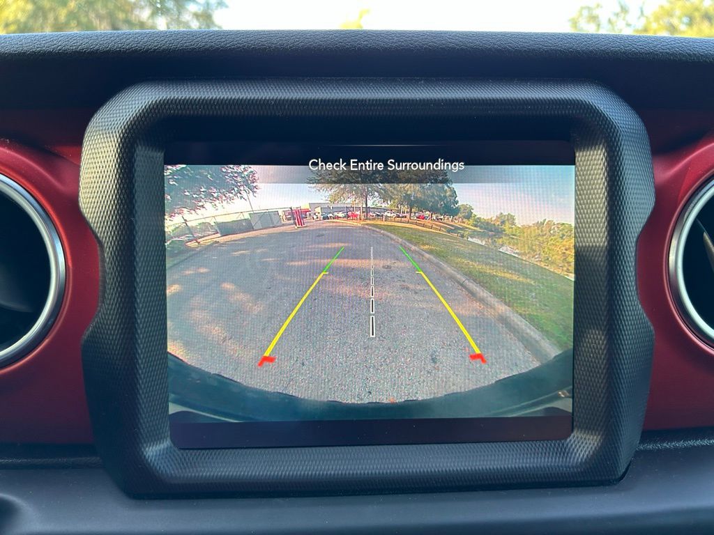 Thumbnail: 2020 Jeep Wrangler - 24