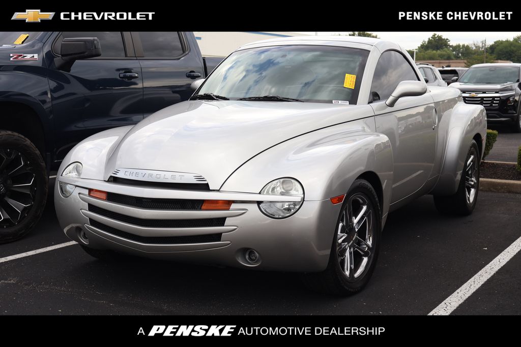 Thumbnail: 2004 Chevrolet SSR - 1