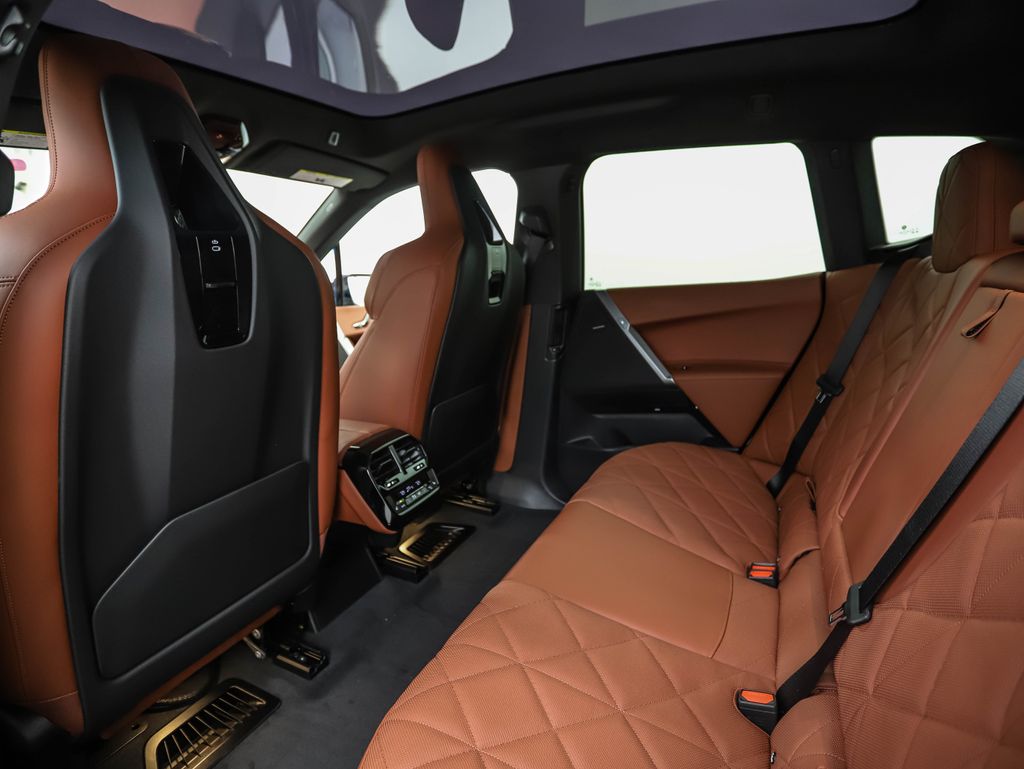 Thumbnail: 2026 BMW iX - 21