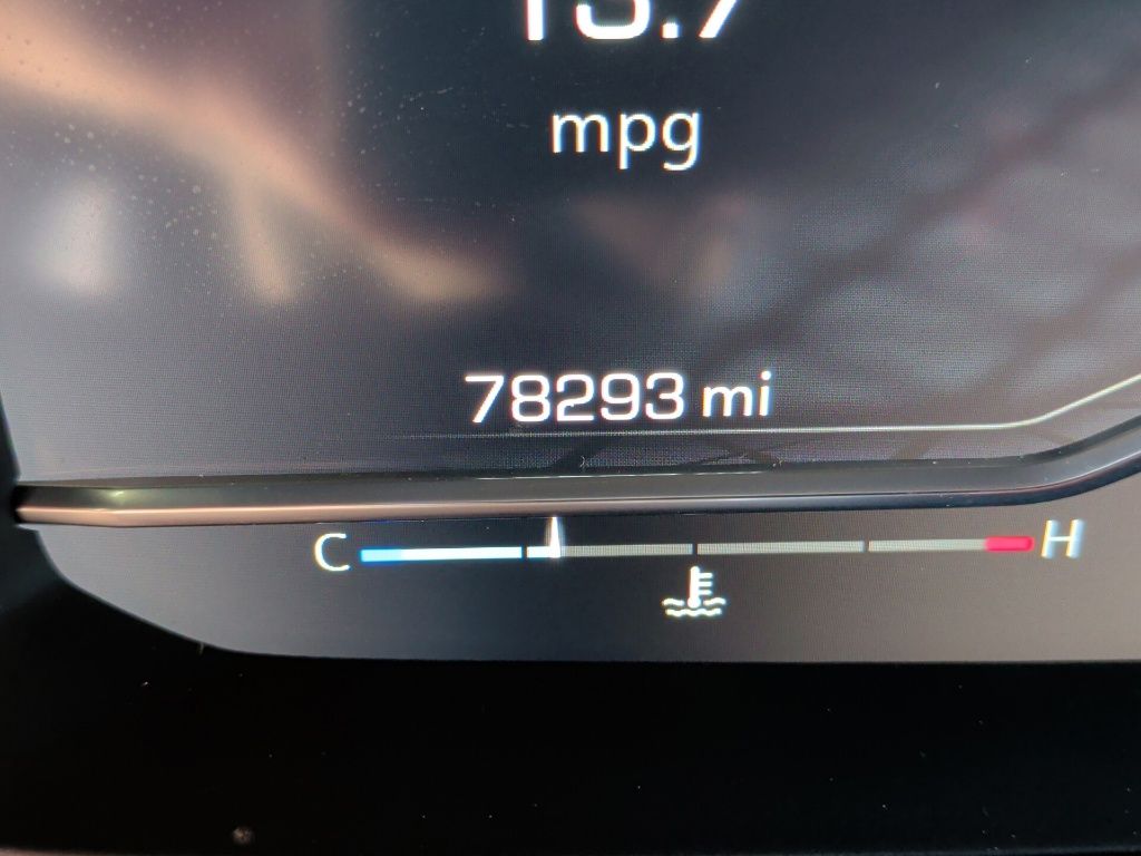 2022 GMC Yukon XL Denali White at Classic Chevrolet Galveston