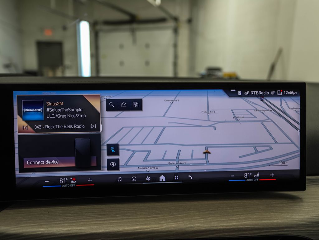 Thumbnail: 2026 BMW i4 - 15