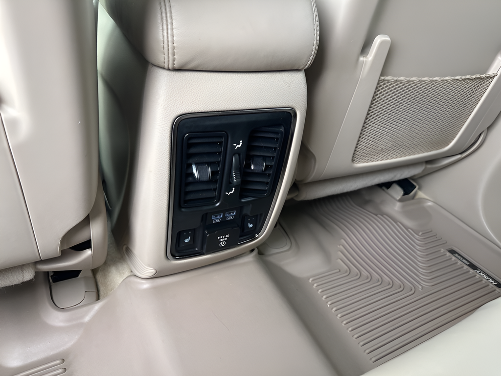 Used Car 2020 Jeep Grand Cherokee  Overland For Sale Under $25,000 In Austin, Texas