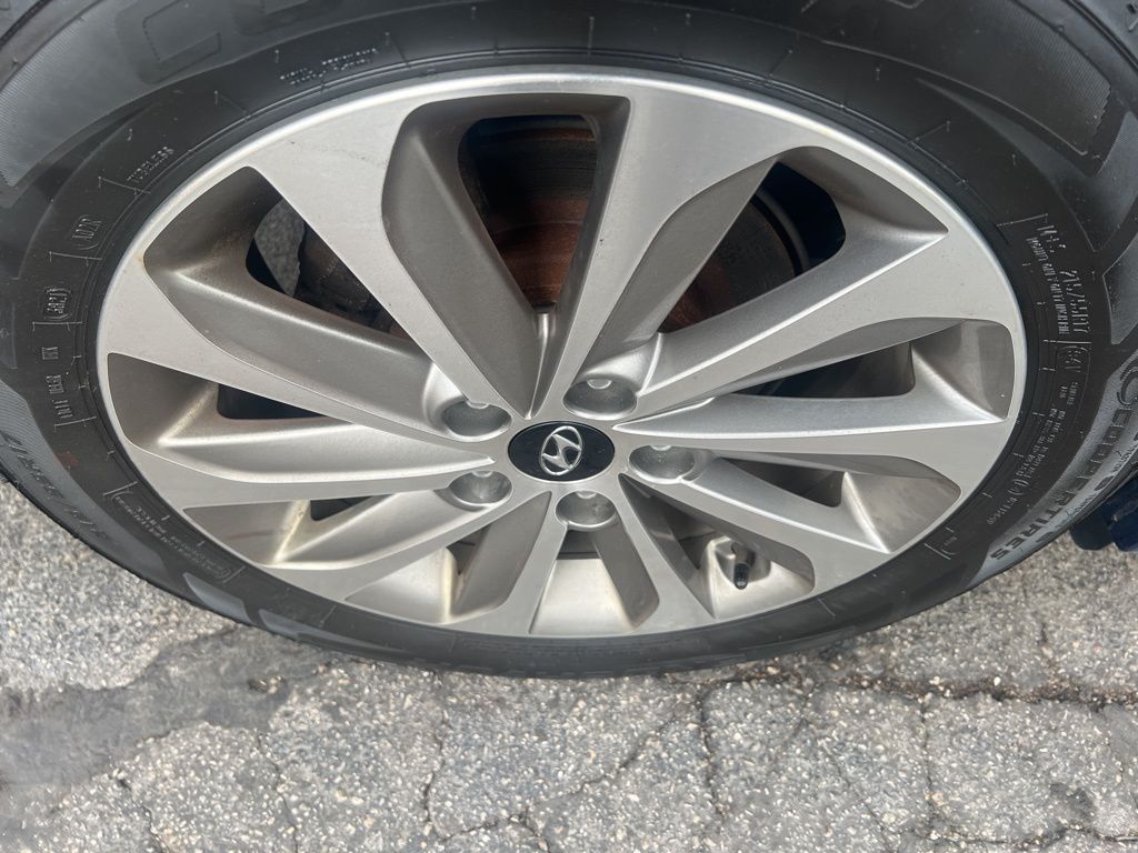 2017 Hyundai Sonata Sport photo